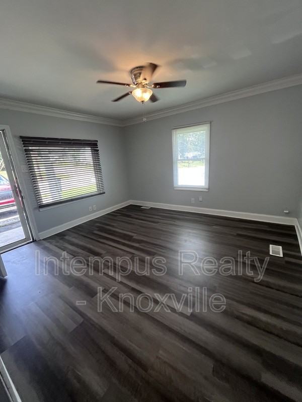 1920 Hoitt Ave - Photo 4 of 24