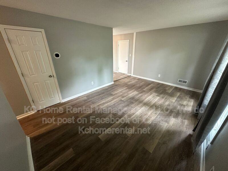 7707 E 108th Ter - Photo 5 of 34