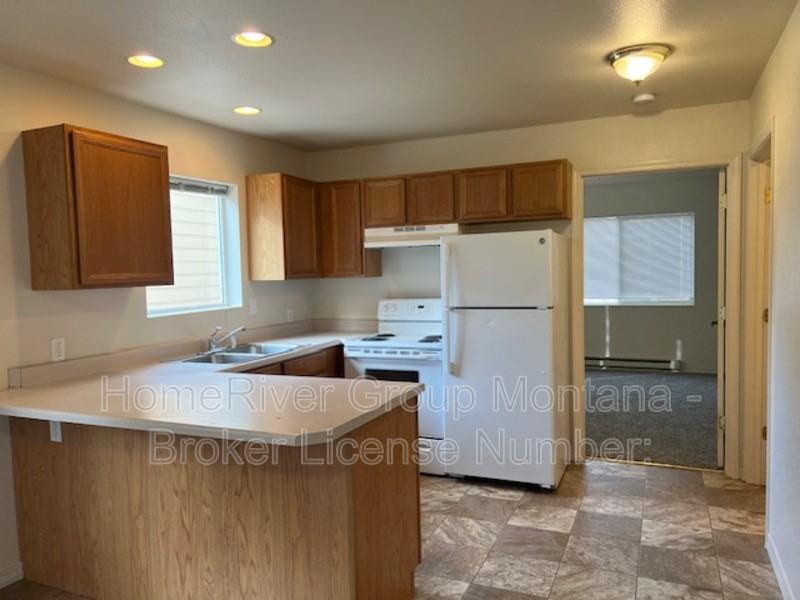 2209 S 12th St W #1 - Photo 2 of 8