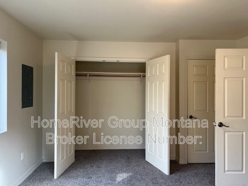 2209 S 12th St W #1 - Photo 6 of 8