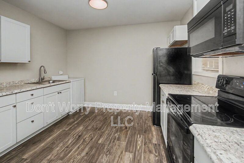 615 Dumaine St - Photo 3 of 10