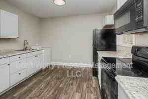 featured image of 615 Dumaine St
