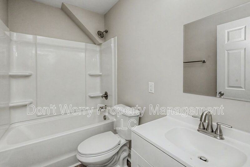 615 Dumaine St - Photo 7 of 10