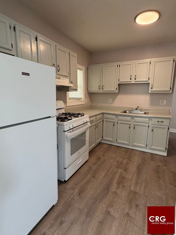 95 Willowwood St #3 - Photo 5 of 9