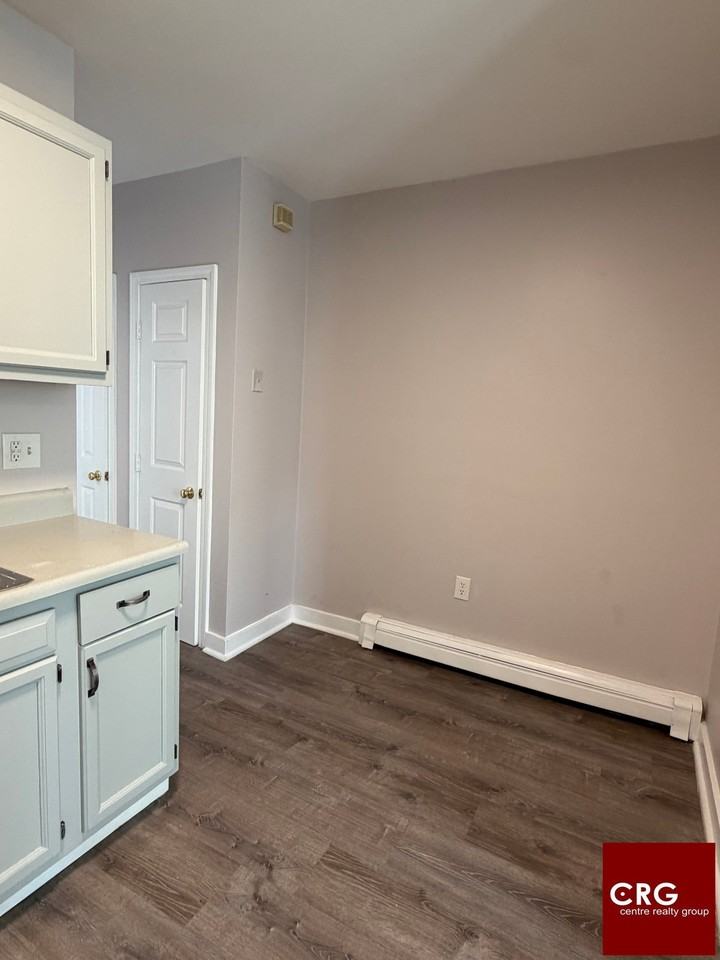 95 Willowwood St #3 - Photo 7 of 9