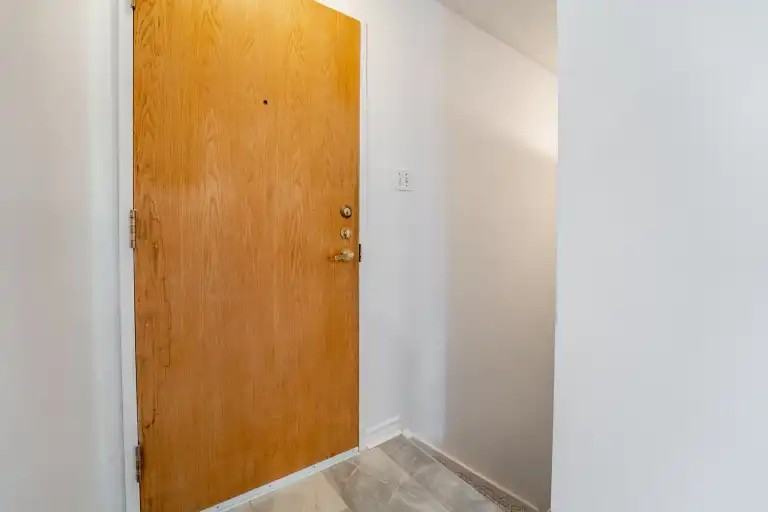 2513 Cléroux Cres #F - Photo 2 of 28