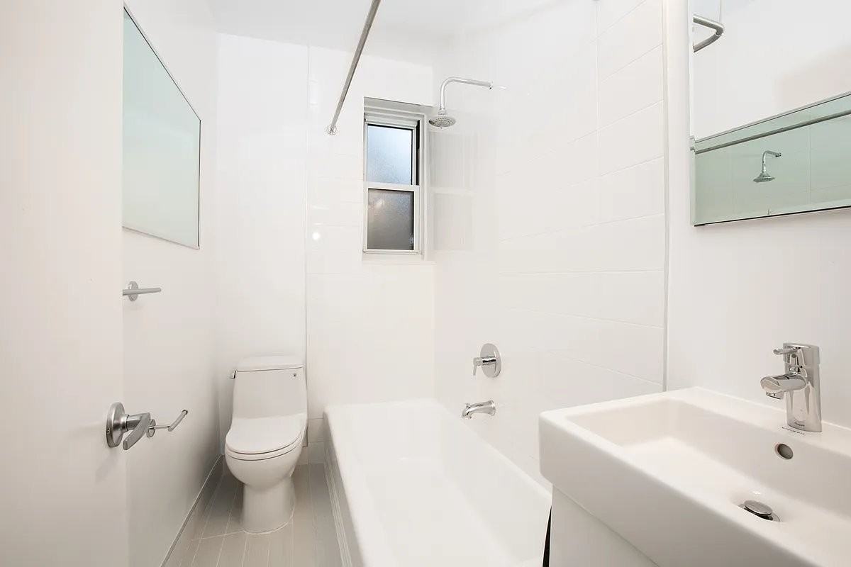 W 18th St #3M - Photo 7 of 7