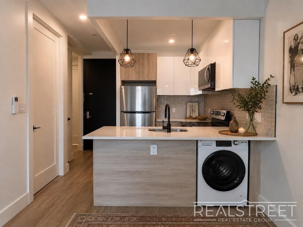 417 Rutland Rd #2F - Photo 4 of 11