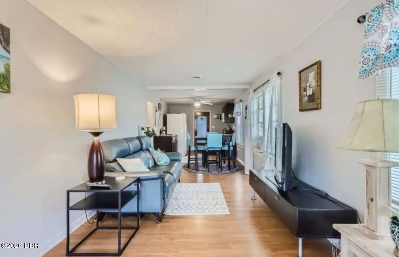 135 12th St - Photo 4 of 14