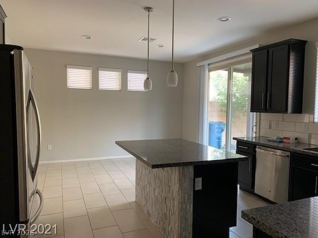 9584 Abbey Pond Ave - Photo 6 of 21