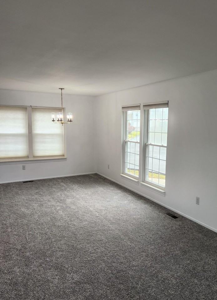 23553 Meeting Hall Ln - Photo 4 of 15