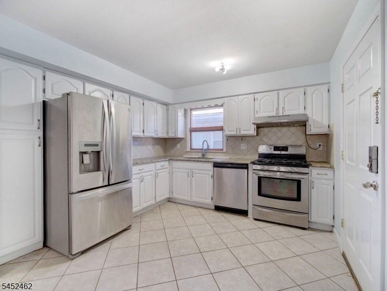 117 Burns Ave - Photo 2 of 14