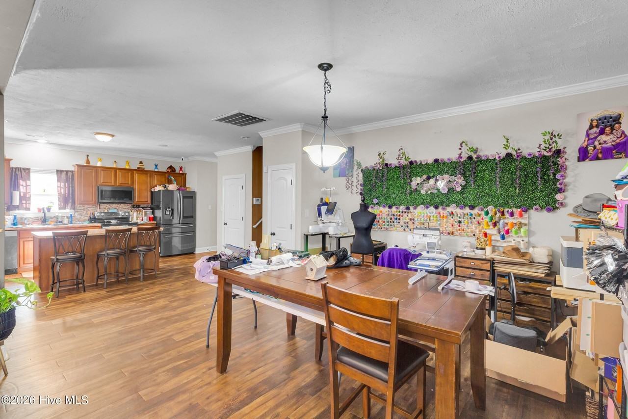 371 Carolina Pines Blvd - Photo 4 of 43
