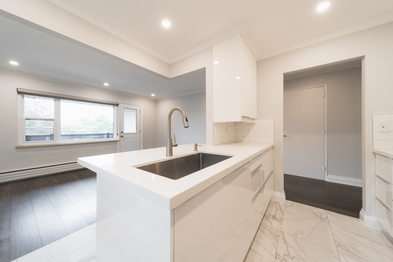 237 Melrose Street #7 - Photo 4 of 11