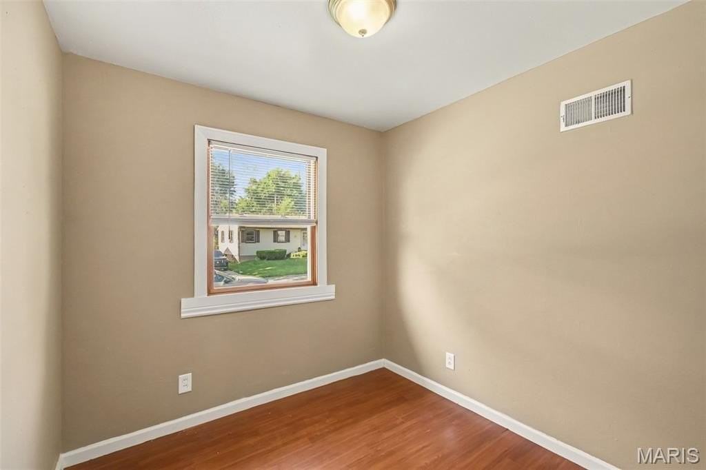 1223 Walker Ave - Photo 6 of 10