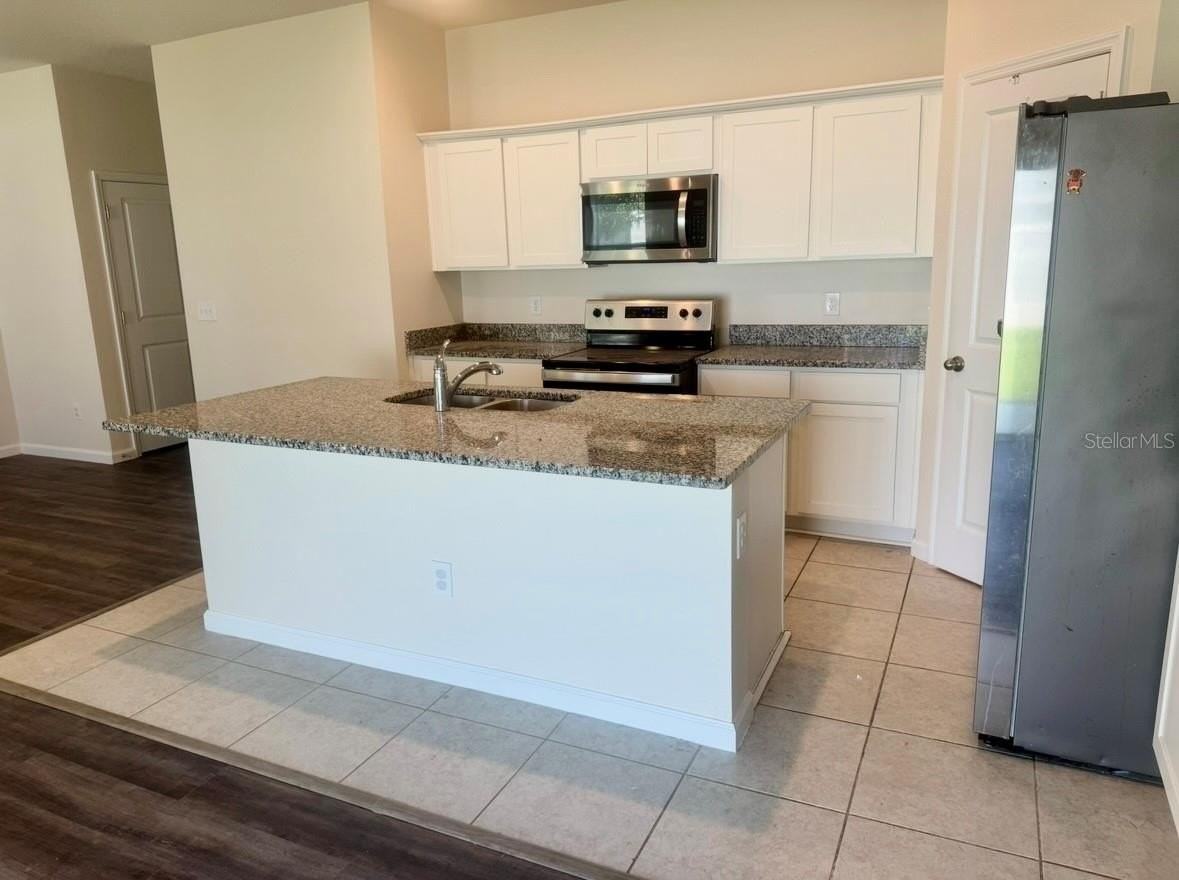 2257 Litchfield Loop - Photo 6 of 31