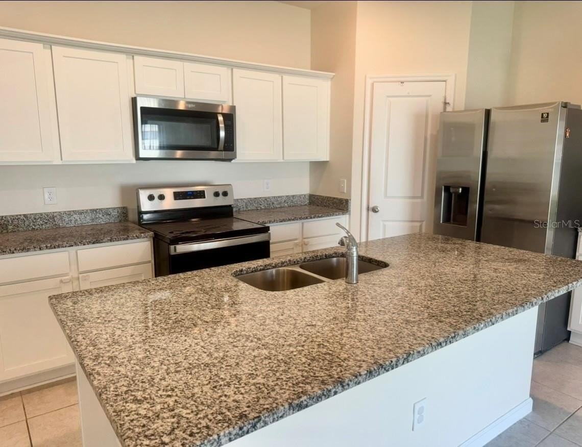 2257 Litchfield Loop - Photo 4 of 31