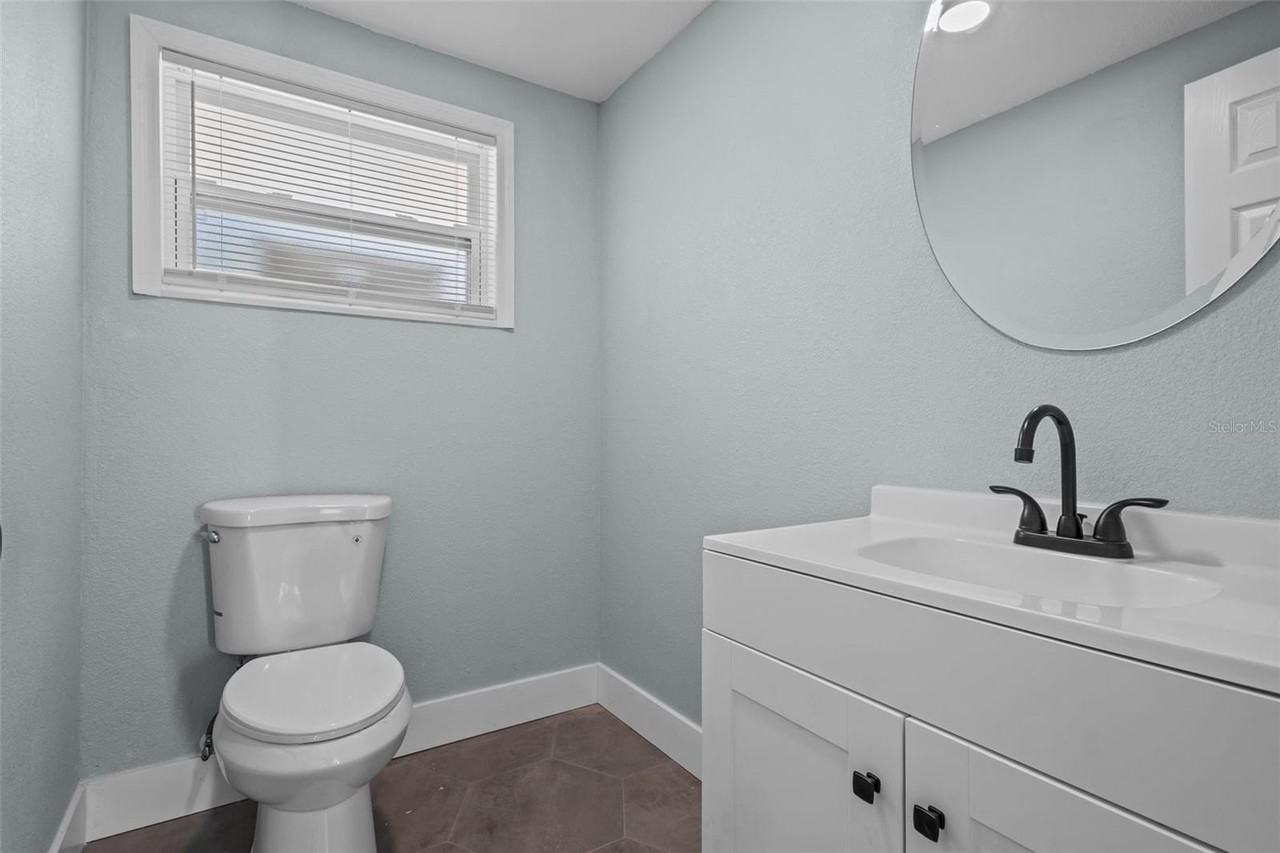 1682 Wilmar Ave - Photo 7 of 32