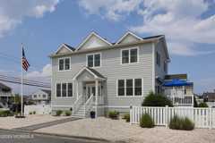 1607 Baltimore Ave - Photo 1 of 1
