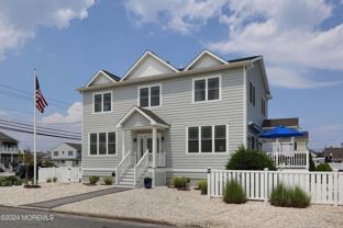 1607 Baltimore Ave - Photo 1 of 1