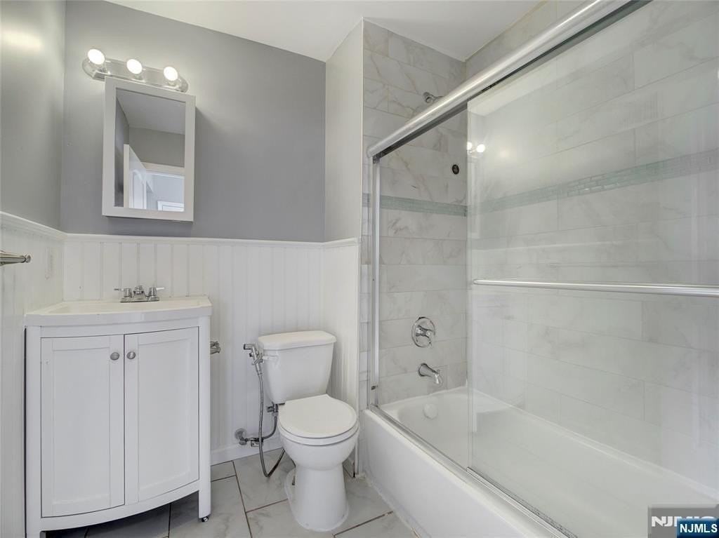 156 Crystal St #1 - Photo 3 of 16