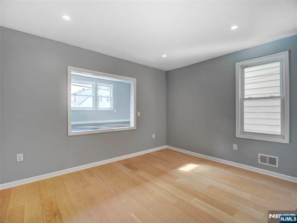 156 Crystal St #1 - Photo 4 of 16