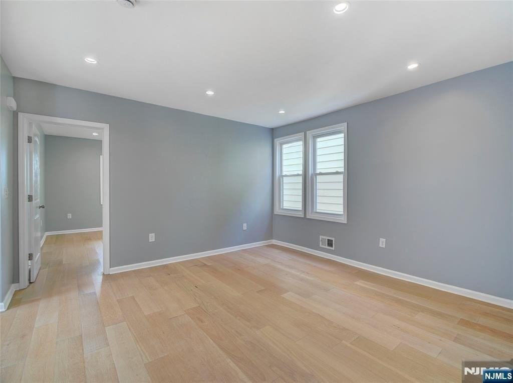 156 Crystal St #1 - Photo 6 of 16