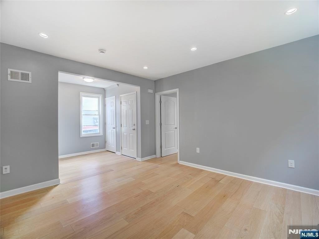 156 Crystal St #1 - Photo 7 of 16