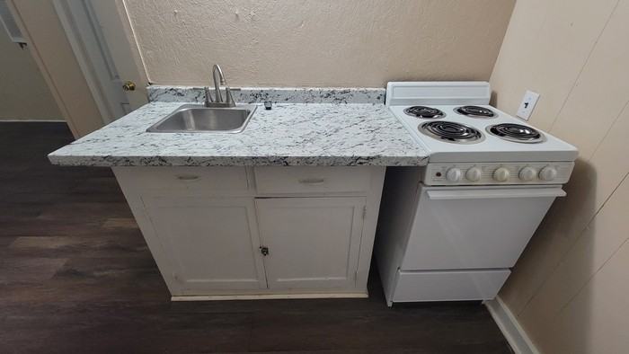 2826 Friendly Ln #8 - Photo 7 of 10
