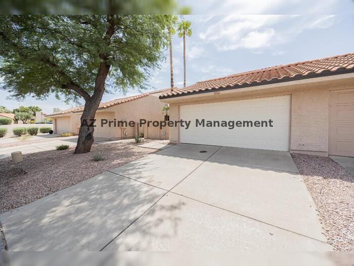 1650 N Ventura Ln - Photo 3 of 32