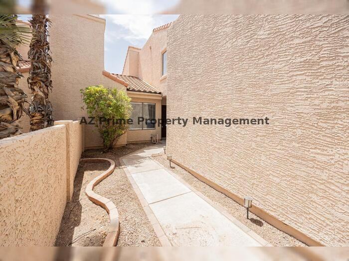 1650 N Ventura Ln - Photo 4 of 32