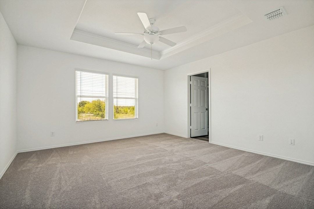 2303 Bay Laurel Ln - Photo 5 of 8