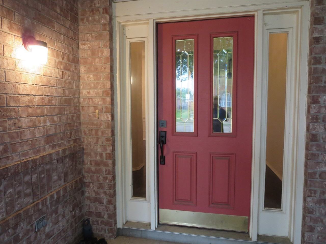 7113 Chardonnay Dr - Photo 4 of 24