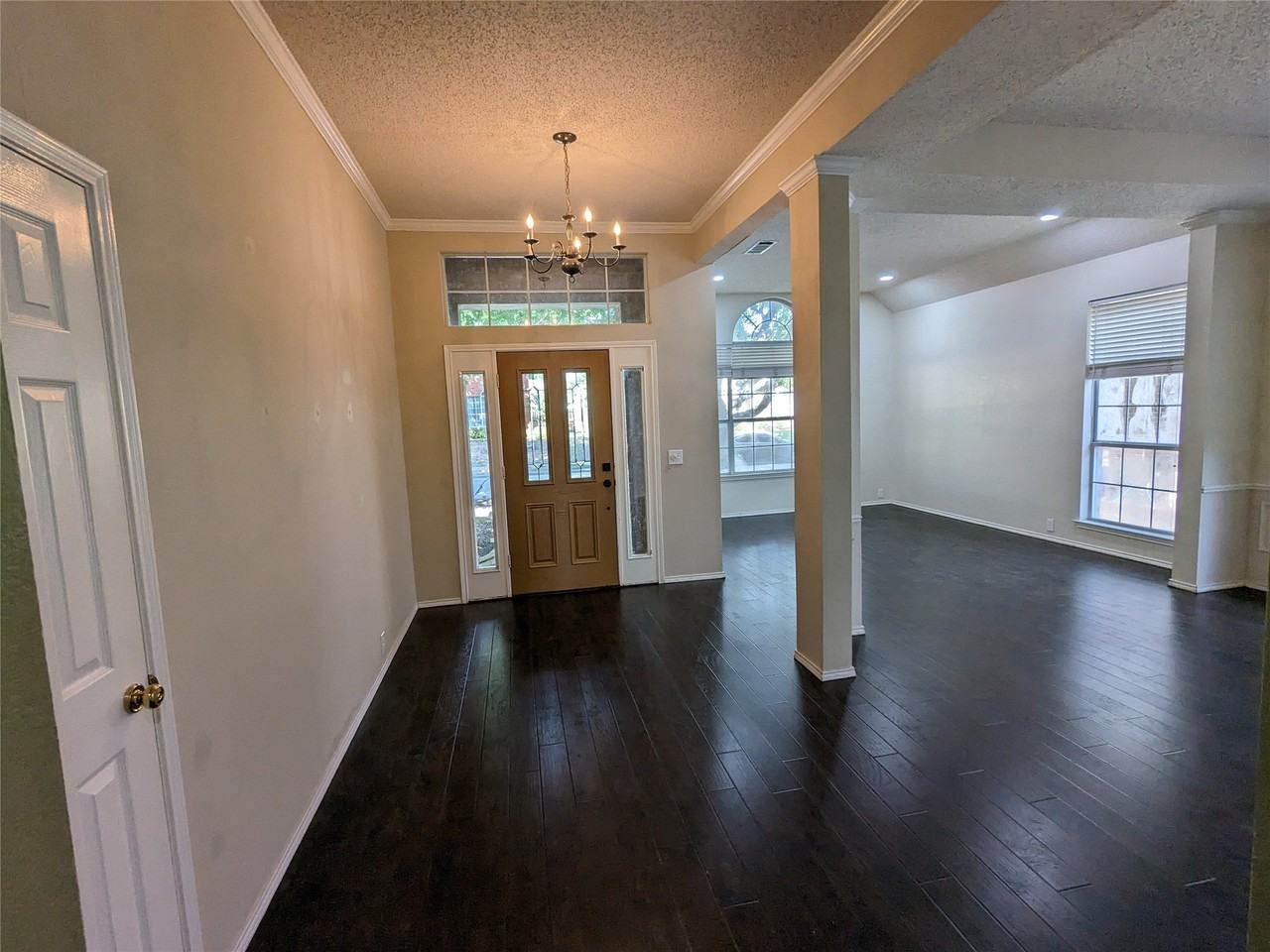 7113 Chardonnay Dr - Photo 5 of 24