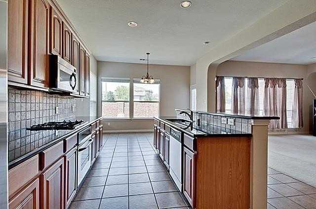 1204 Muscogee Trl - Photo 6 of 19