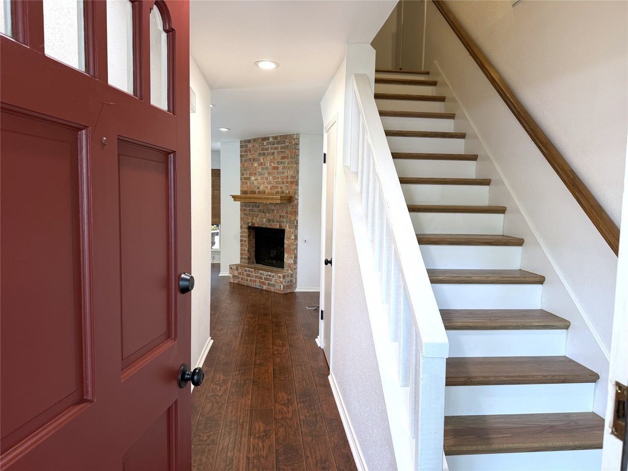 3410 Timberline Dr - Photo 4 of 30