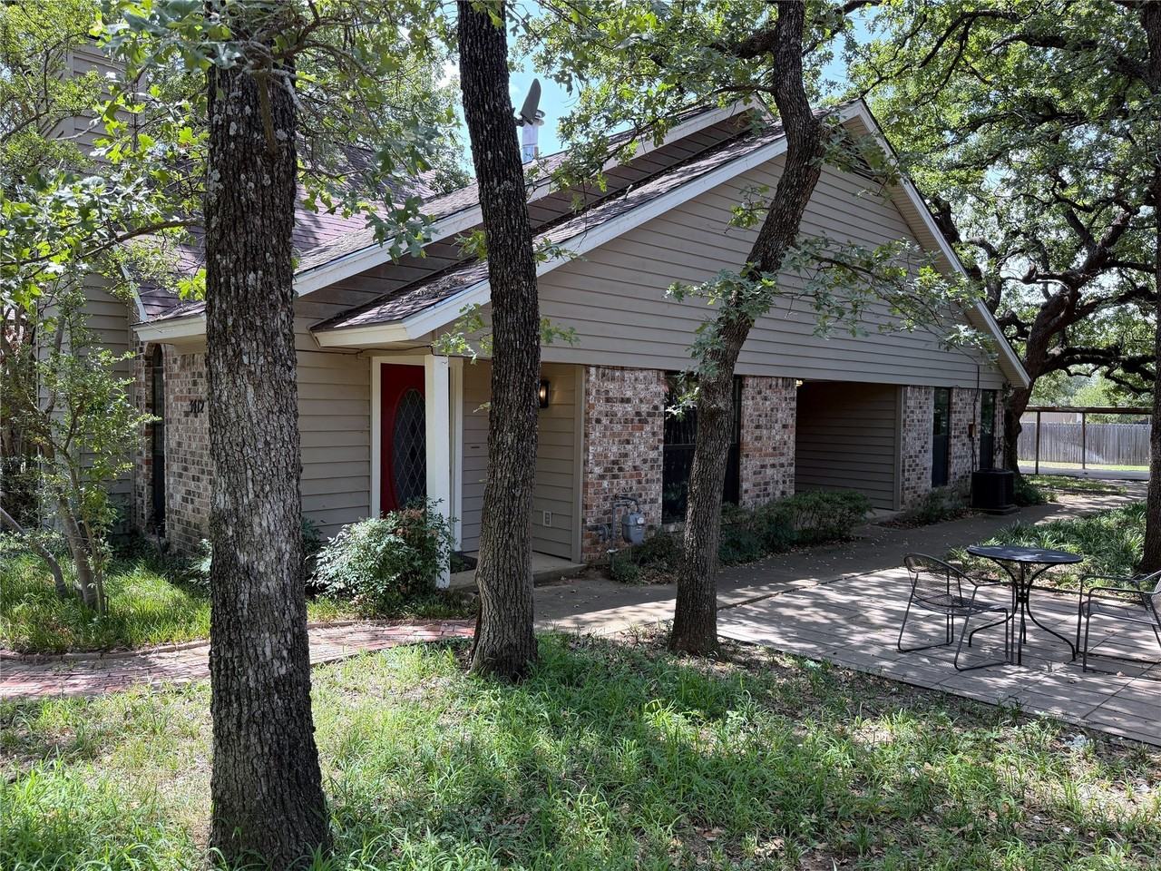 3412 Timberline Dr - Photo 2 of 24