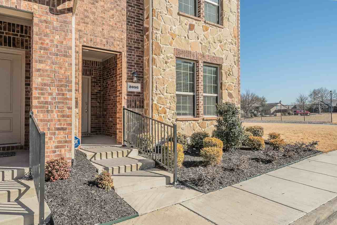 2056 Juniper Pass Way - Photo 2 of 39