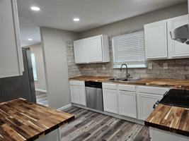 featured image of 9431 Jill Ln