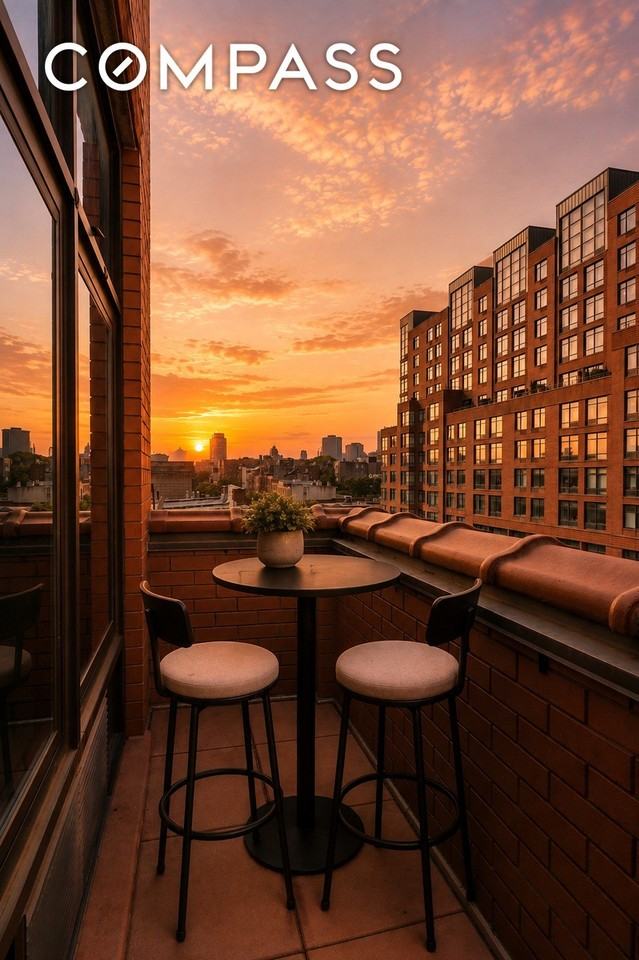 233 Pacific St #PHC - Photo 5 of 14