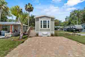 featured image of 14035 W River Rd #13