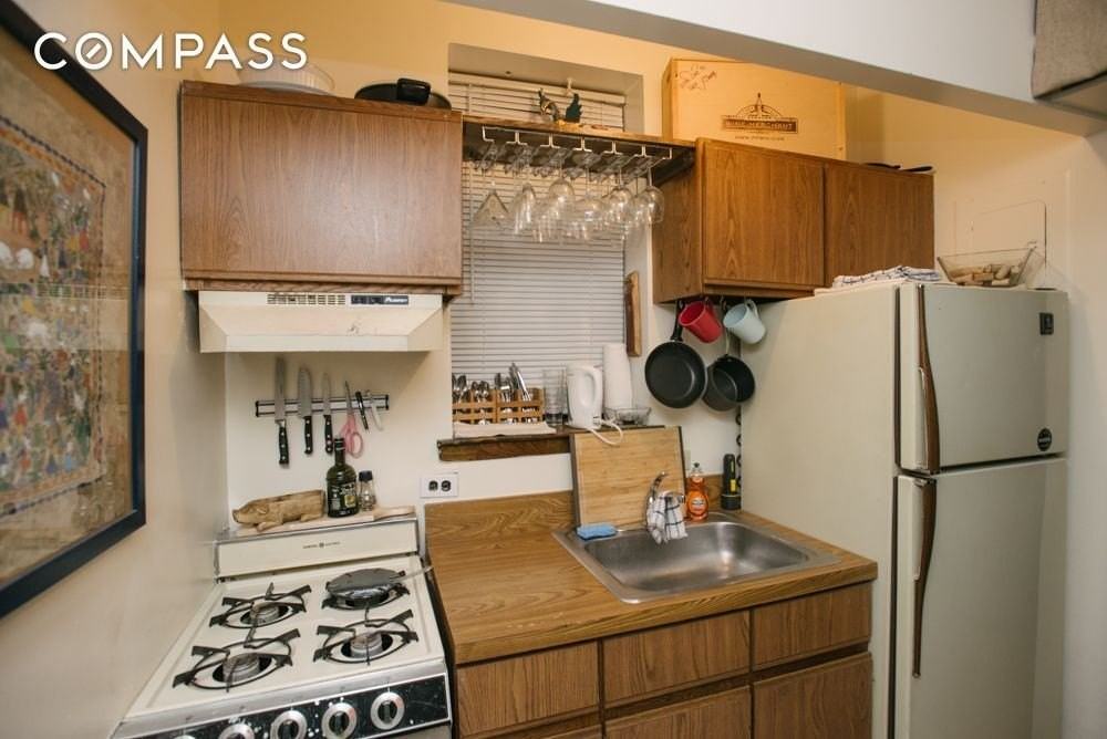 126 E 83rd St #3C - Photo 5 of 5