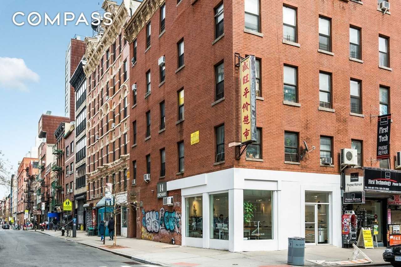 14 Orchard St #3E - Photo 6 of 8