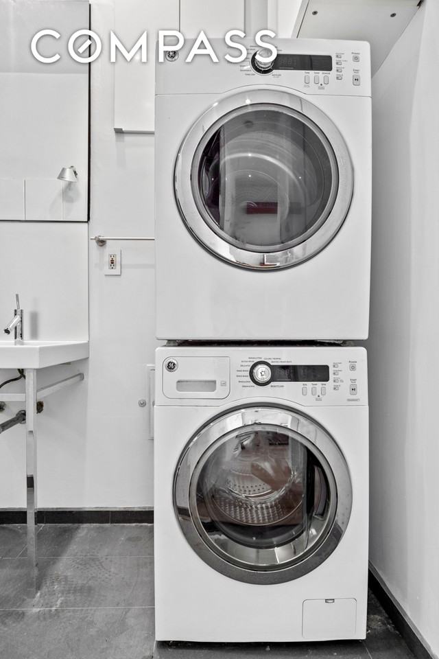 75 Poplar St #3L - Photo 6 of 10