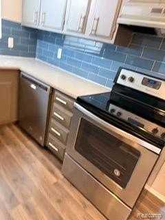 328 E Elmwood Ave #6 - Photo 6 of 10