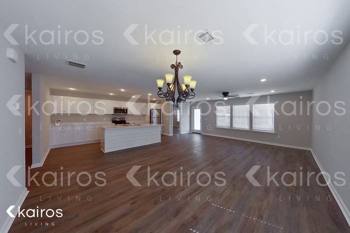 13 Cottage Grove Dr - Photo 5 of 20