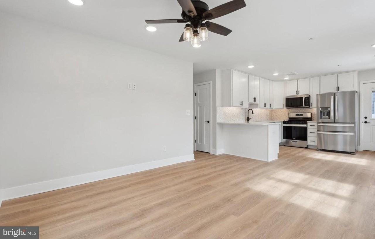 143 Bannister Ave - Photo 5 of 13