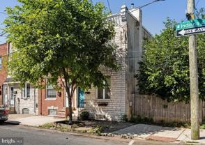 2426 E Indiana Ave - Photo 1 of 1