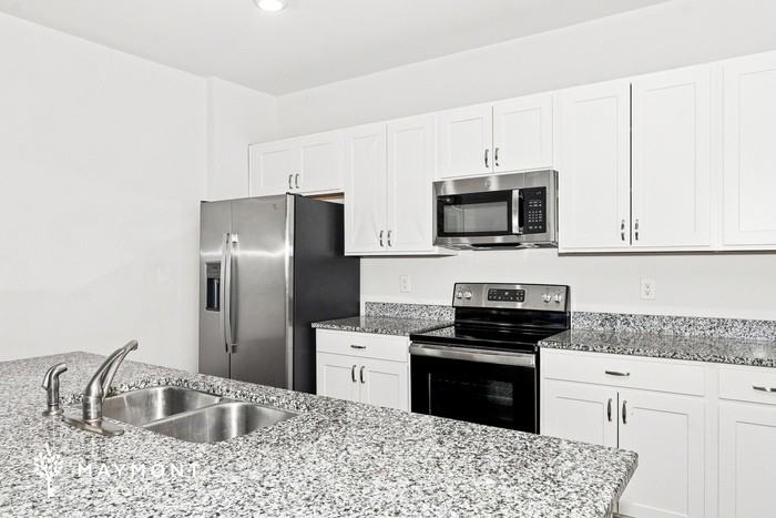 212 Dorian Loop - Photo 6 of 15