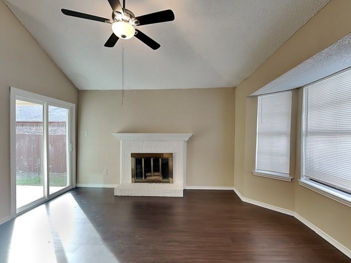 4030 Rustic Trl - Photo 4 of 22